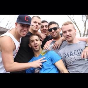 Meet your Posher, Taylor